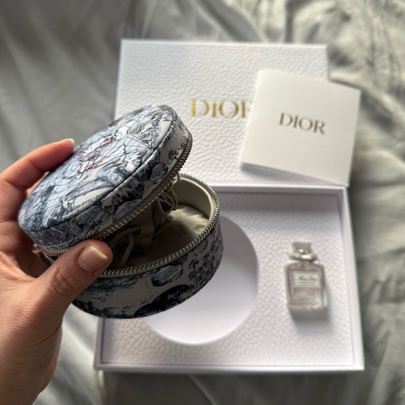 NIB gift set from DIOR - Picture 3 of 4